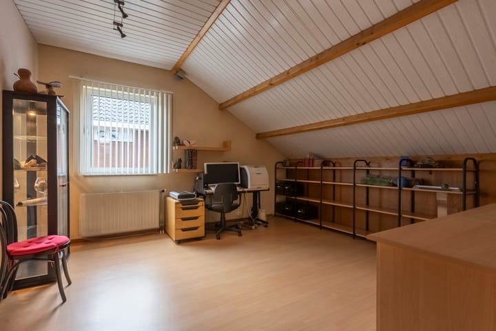 Foto 21 van Spoorstraat 1