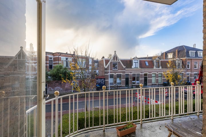 Photo 5 of Wijbrand de Geeststraat 6-B