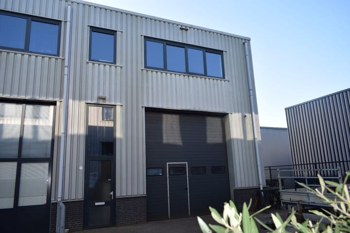 Neerloopweg 3-A7, Breda