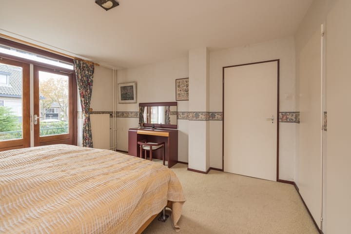 Foto 41 van 3e Poellaan 32