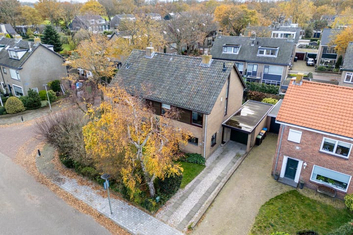 Foto 66 van 3e Poellaan 32