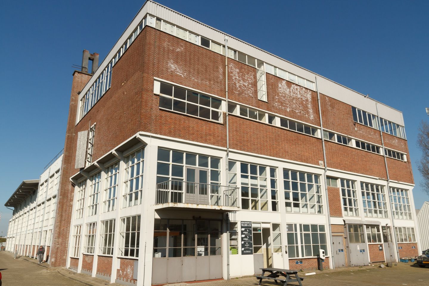 Bekijk foto 4 van Overschieseweg 34