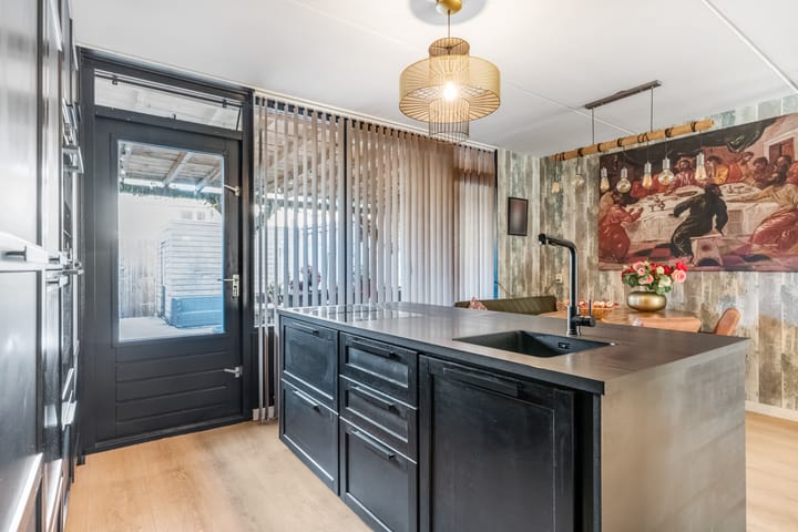 Photo 10 of Opaalstraat 43