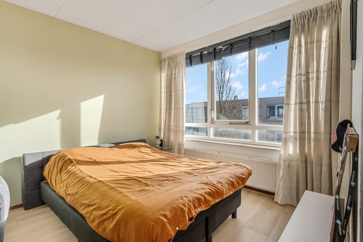 Photo 26 of Opaalstraat 43