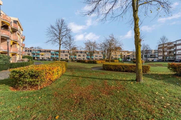 Photo 41 of Opaalstraat 43