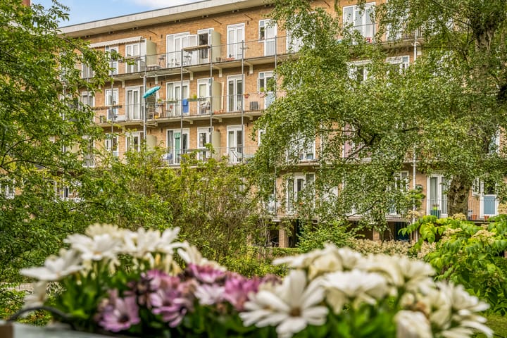 Photo 24 of Willem de Zwijgerlaan 140-H