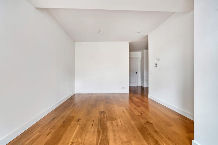 Photo 16 of Willem van Noortstraat 182-A