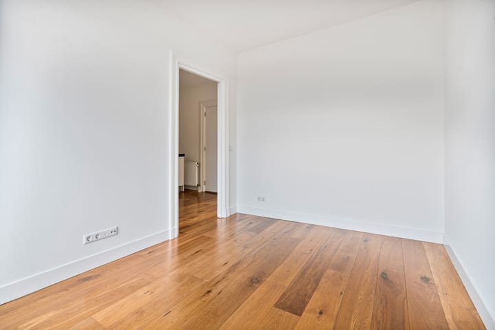 Photo 19 of Willem van Noortstraat 182-A