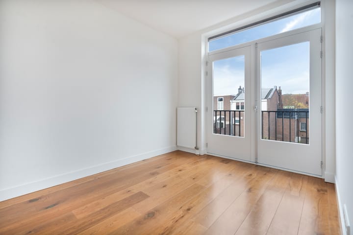 Photo 20 of Willem van Noortstraat 182-A