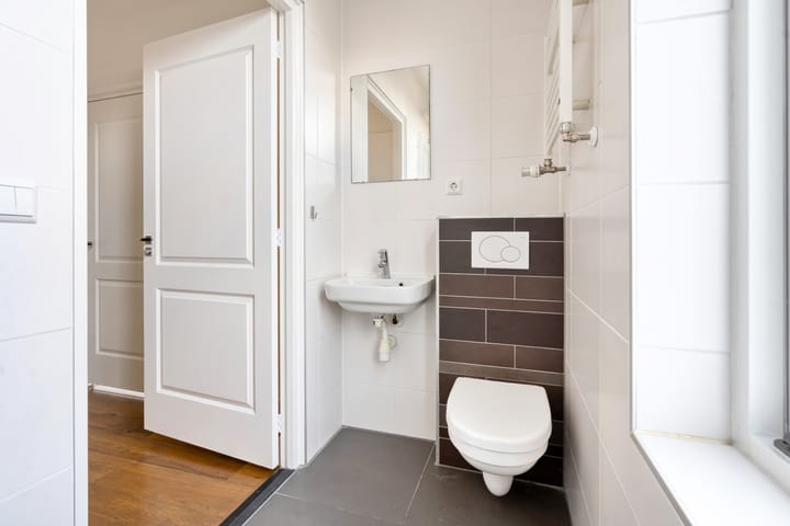 Photo 22 of Willem van Noortstraat 182-A