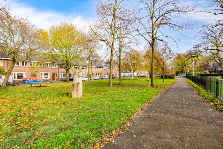 Photo 30 of Willem van Noortstraat 182-A