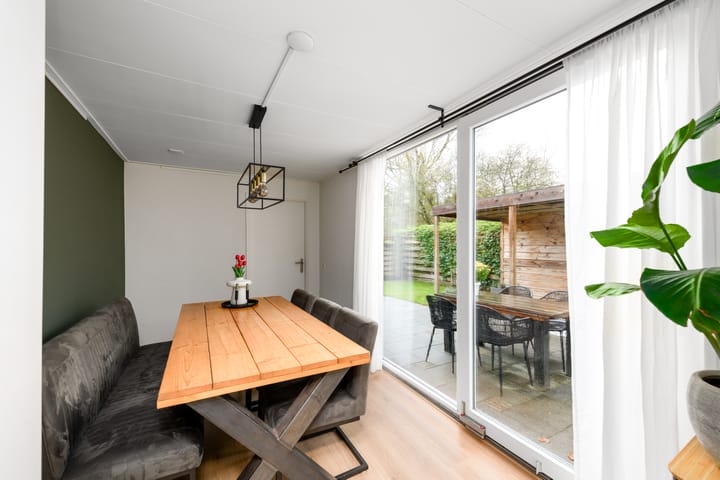 Foto 16 van Gysbert Japicxstrjitte 16