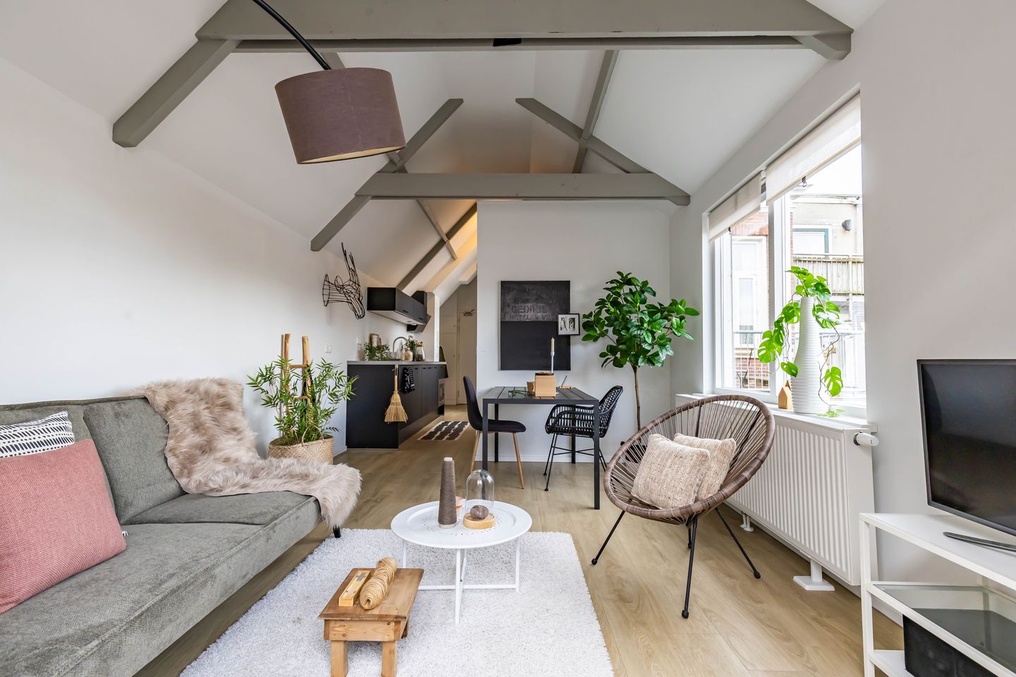 Foto 19 van Nieuwe Boteringestraat 25-C