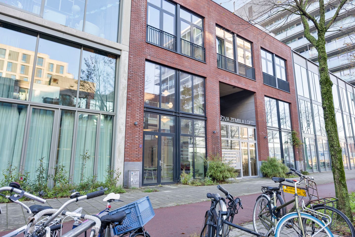 View photo 3 of Ridderspoorweg 127