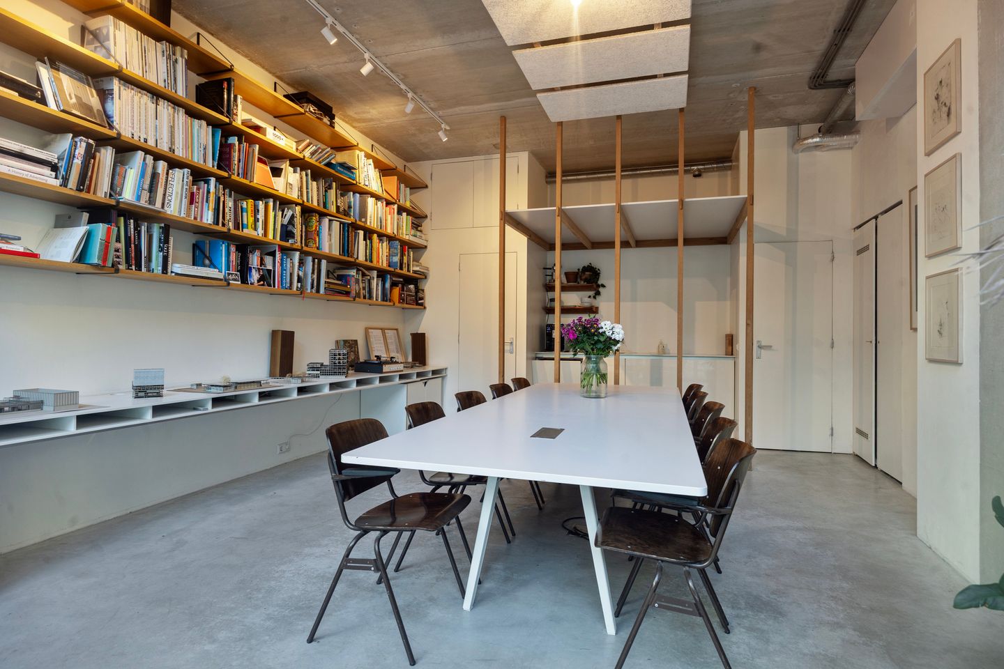 View photo 5 of Ridderspoorweg 127