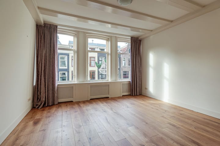 Photo 3 of Haarlemmerdijk 138-B