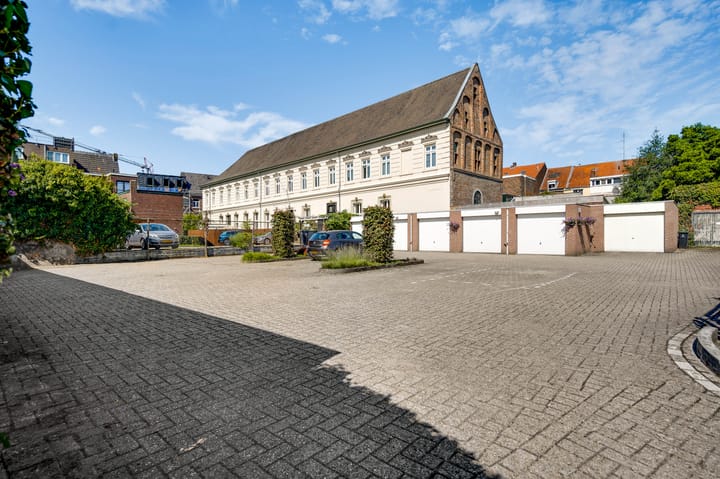 Photo 4 of Schuitenberg 12-H