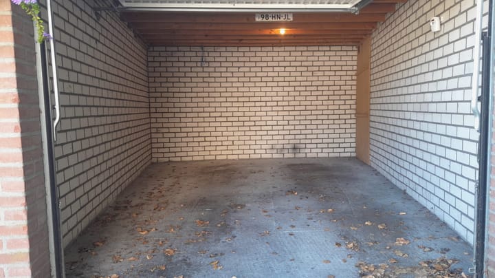 Photo 5 of Schuitenberg 12-H