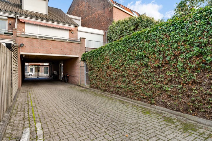 Photo 38 of Schuitenberg 12-H