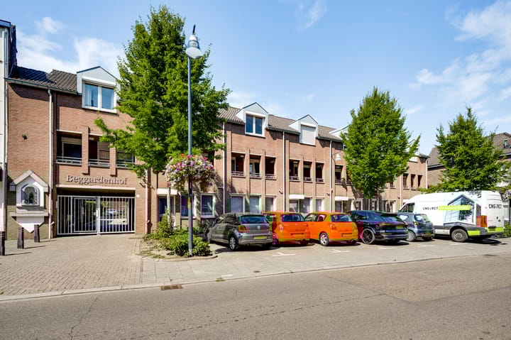 Photo 40 of Schuitenberg 12-H