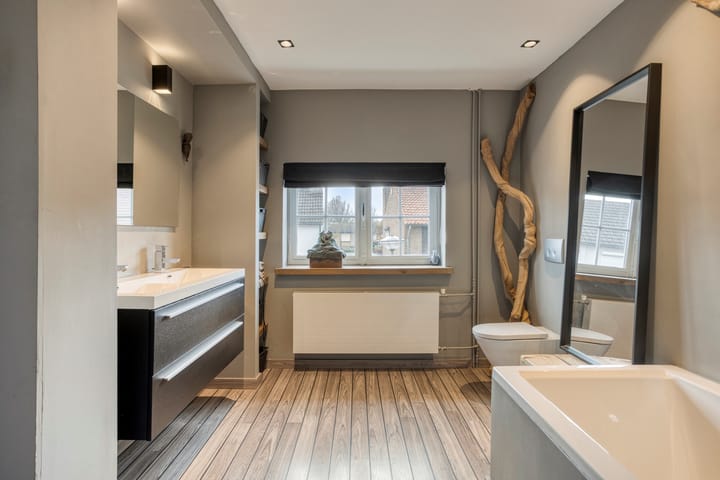 Photo 23 of Broekstraat 37