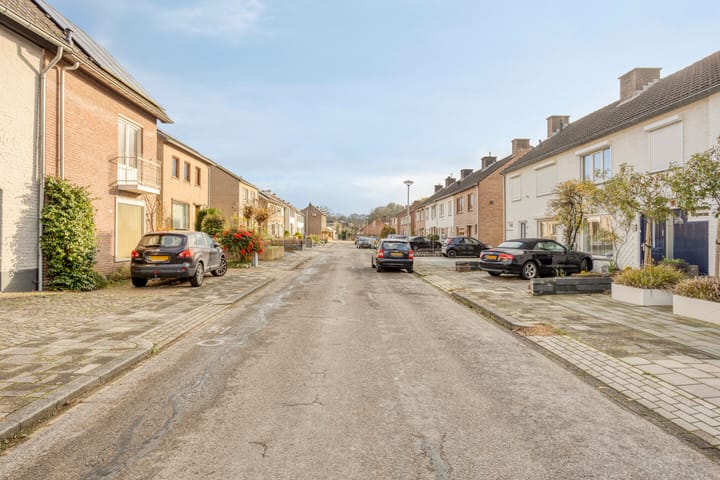 Photo 44 of Broekstraat 37