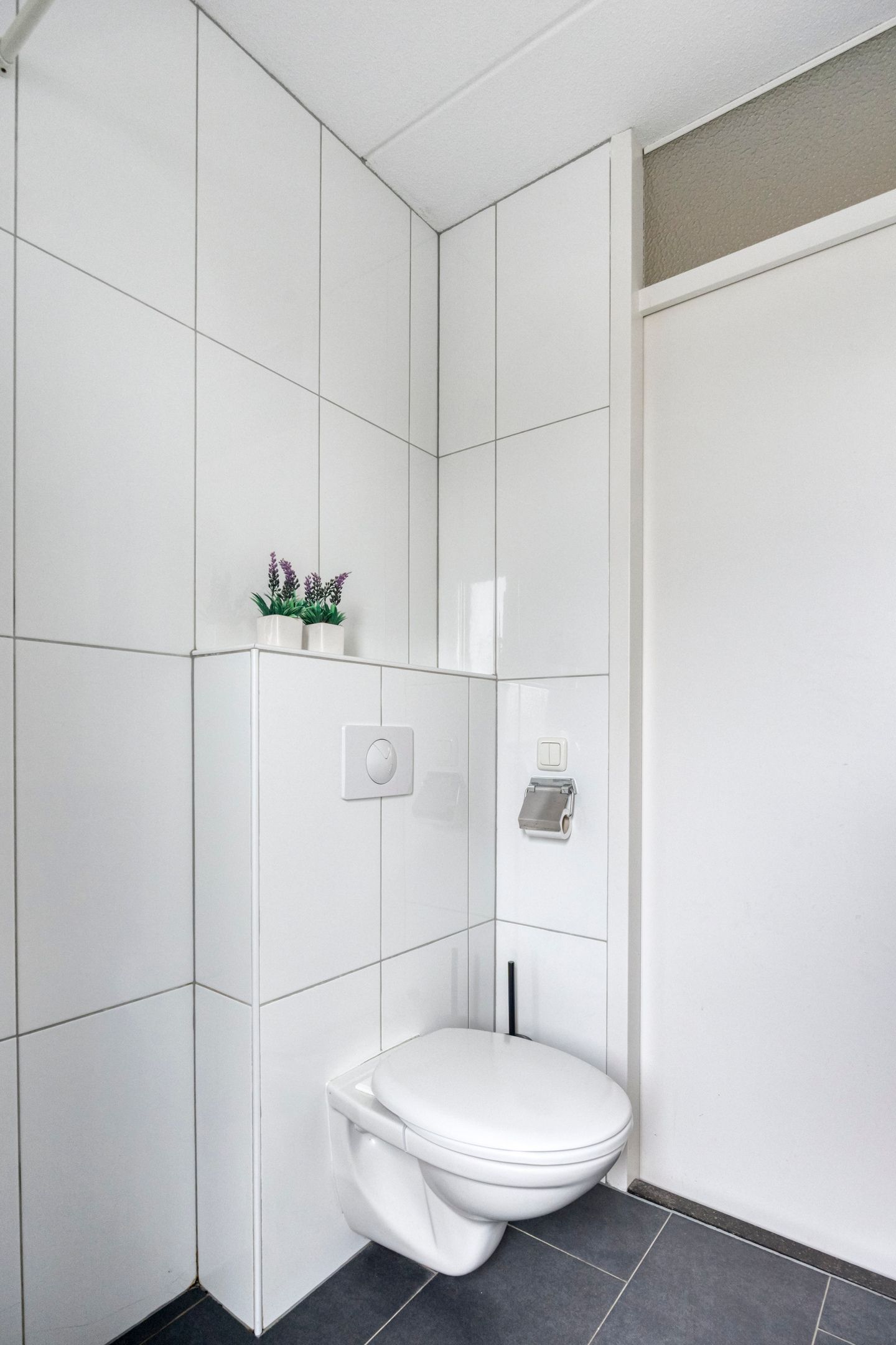 Photo 20 of Dr. W.M. Verhaarlaan 85