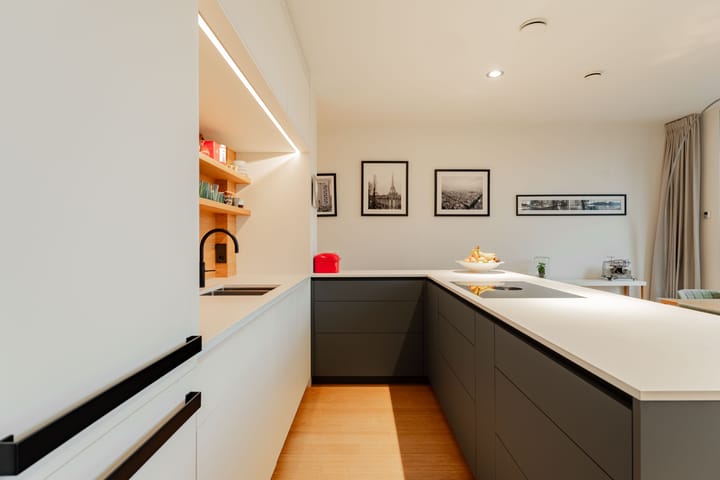 Photo 6 of Welnastraat 336