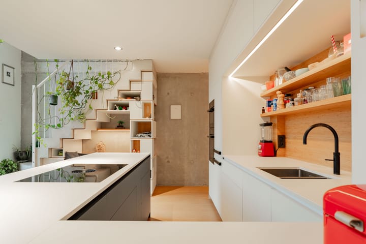 Photo 13 of Welnastraat 336