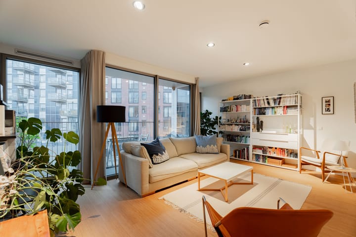 Photo 18 of Welnastraat 336