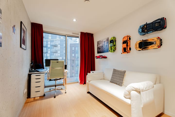 Photo 28 of Welnastraat 336