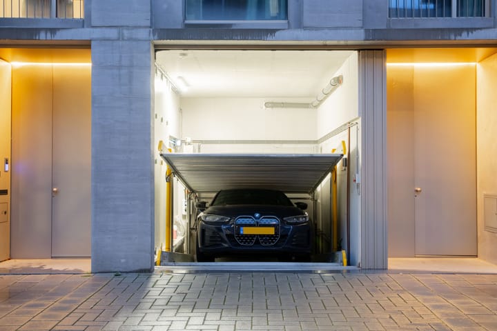 Photo 47 of Welnastraat 336