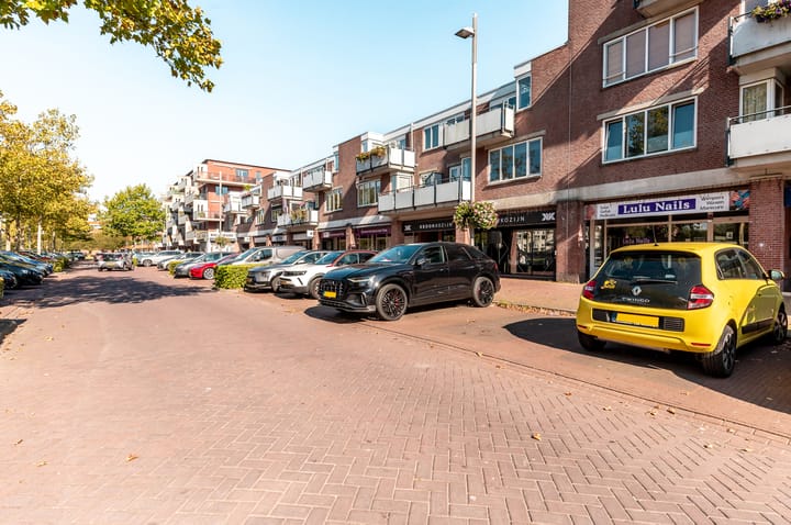 Photo 23 of Houtstraat 14