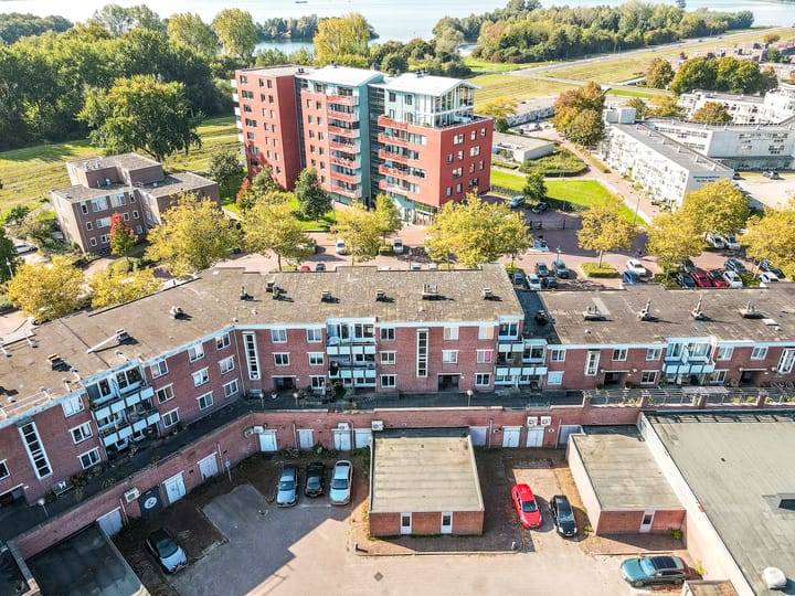 Photo 31 of Houtstraat 14