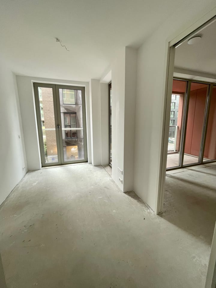 Photo 21 of Oostenburgermiddenstraat 487