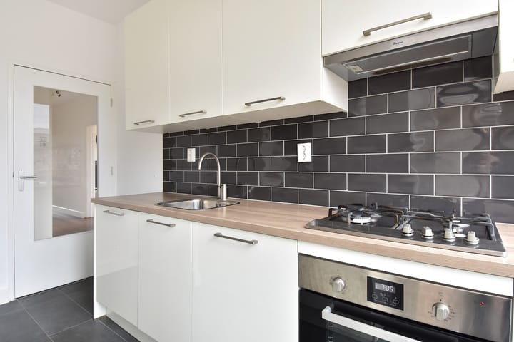 Foto 16 van Cornelie van Zantenstraat 220