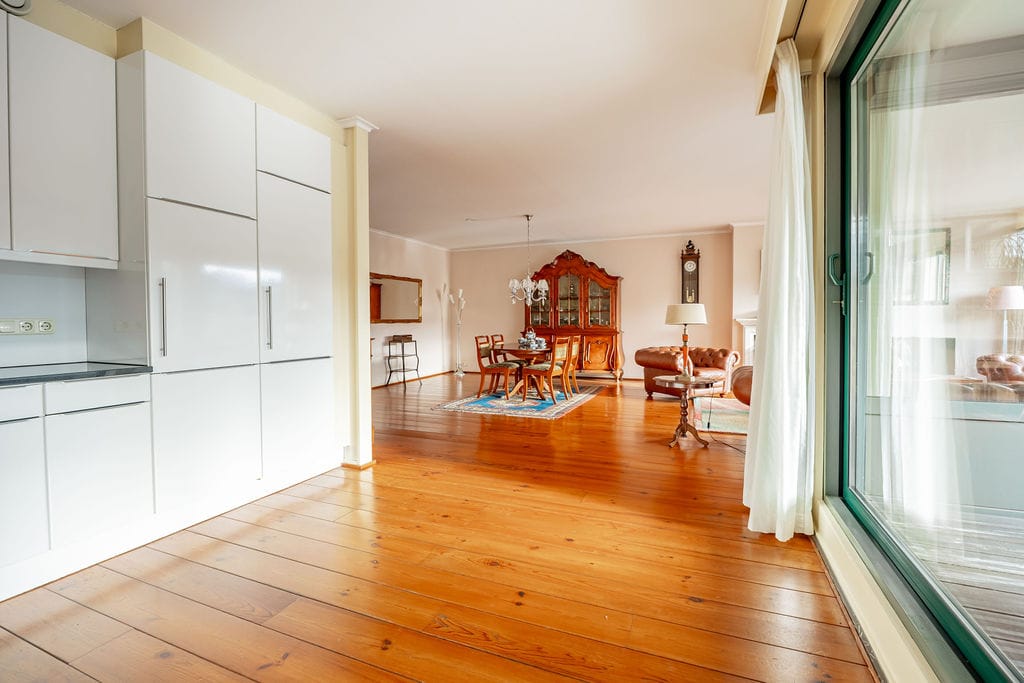 Foto 10 van Burg Grothestraat 4-A