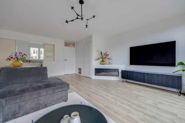 Foto 8 van Distelweg 39