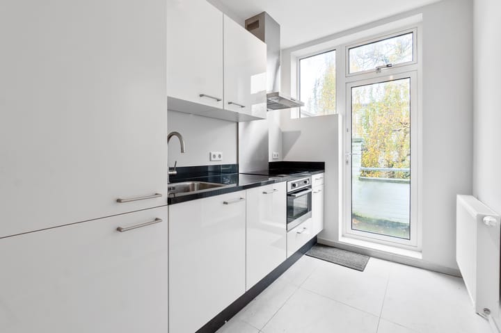 Photo 4 of Lijsterbeslaan 84