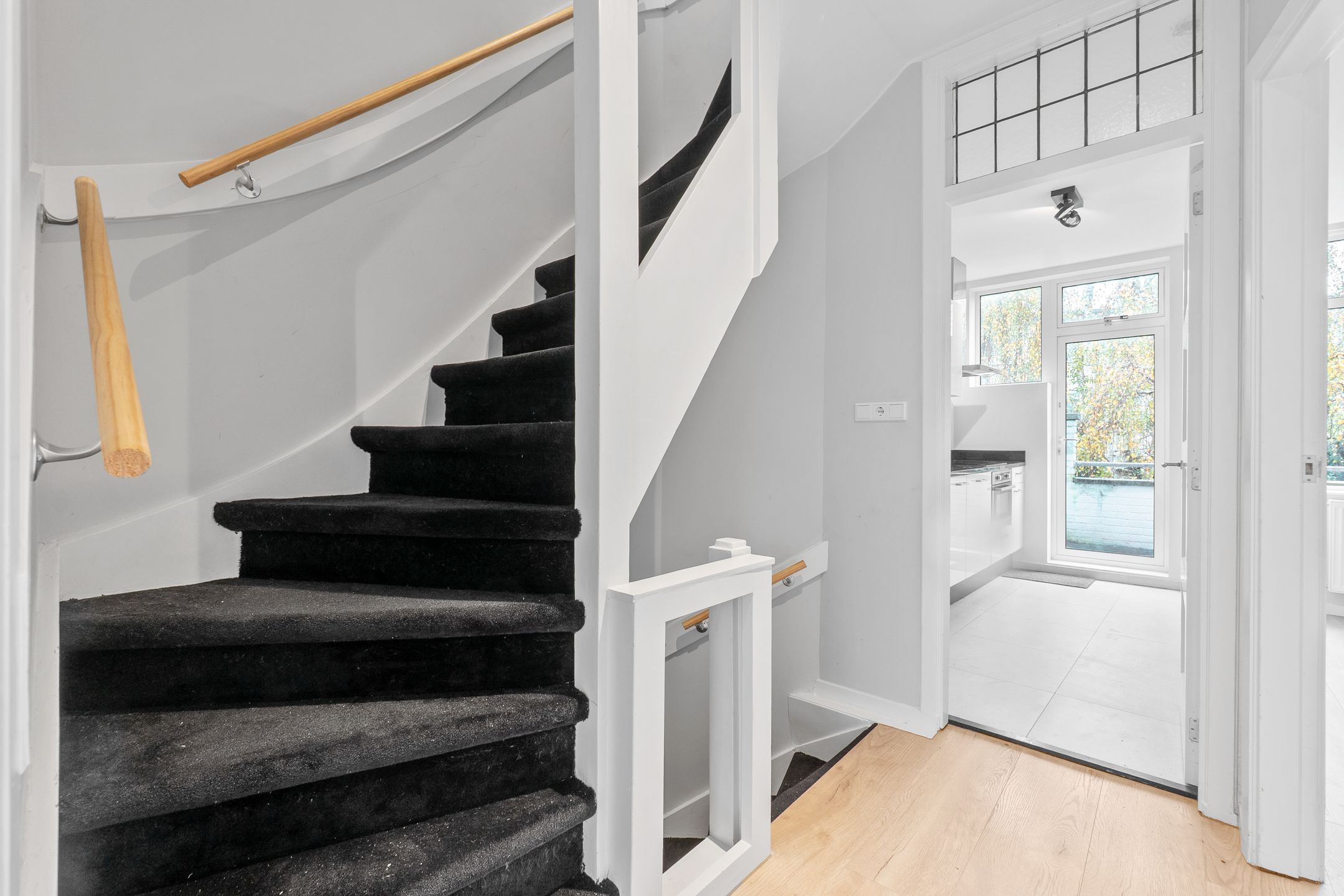 Foto 9 van Lijsterbeslaan 84