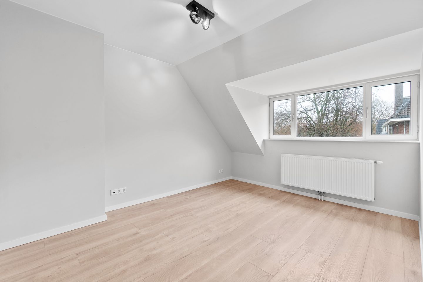 Foto 40 van Lijsterbeslaan 84