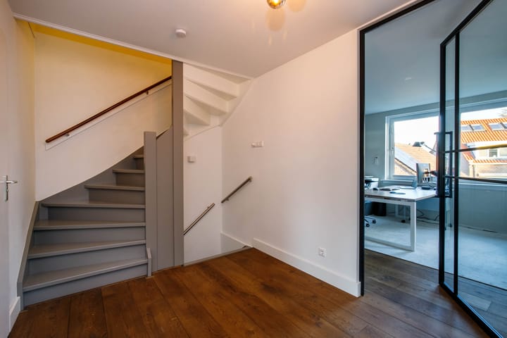 Foto 28 van Spoorstraat 40