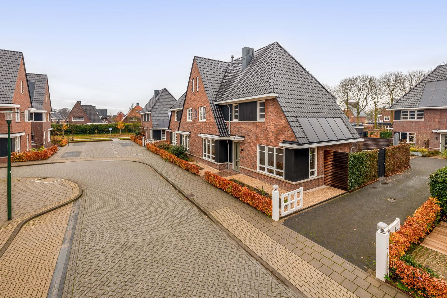 Foto 50 van Gitaarstraat 32