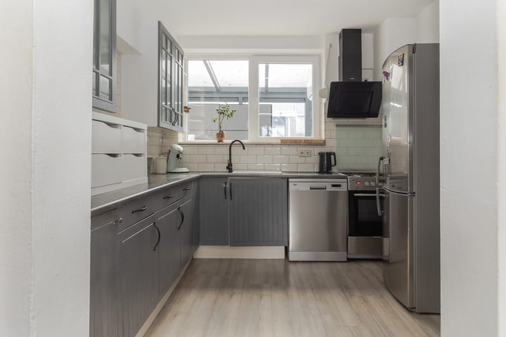 Photo 8 of Pletsstraat 34