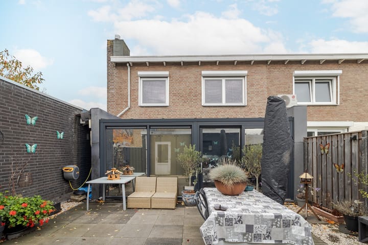 Photo 23 of Pletsstraat 34