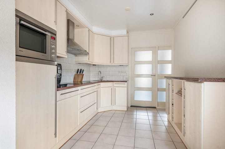 Photo 11 of Fokkerstraat 93