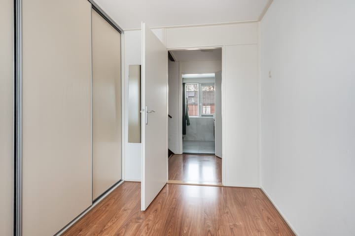 Photo 21 of Fokkerstraat 93