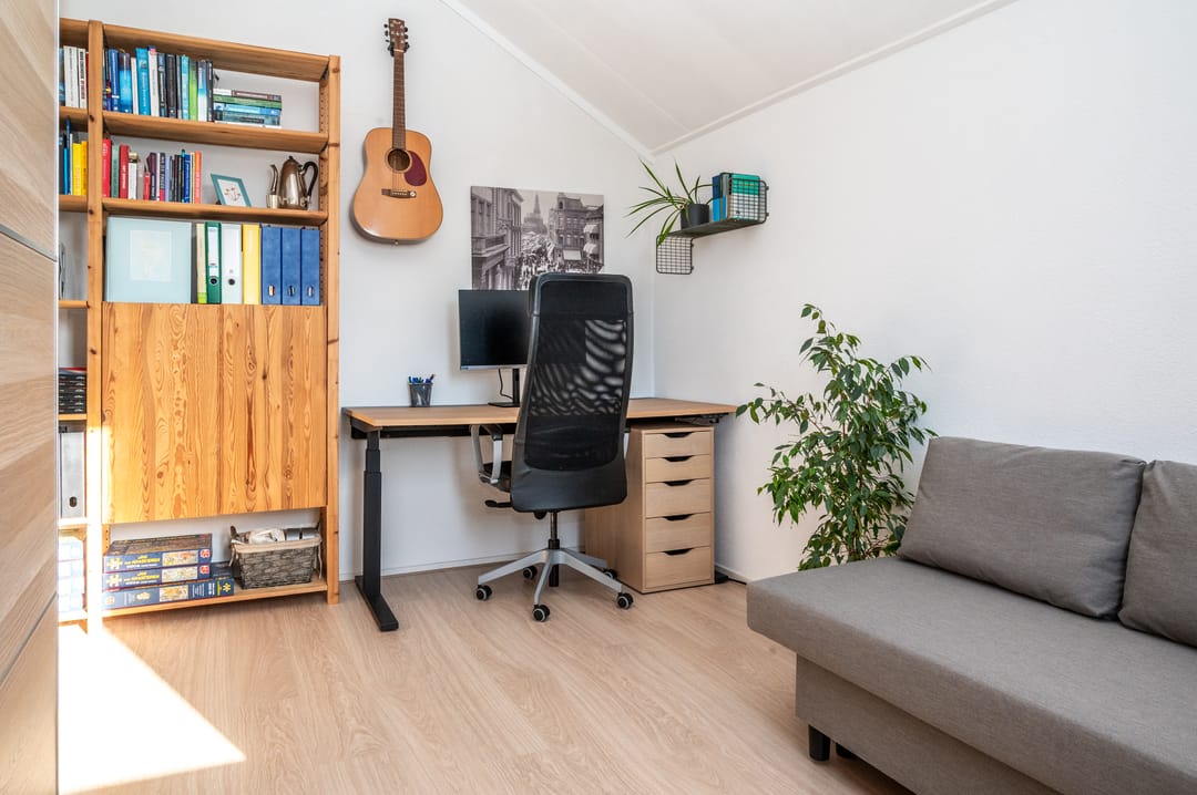 Photo 23 of Zwaluwstraat 147