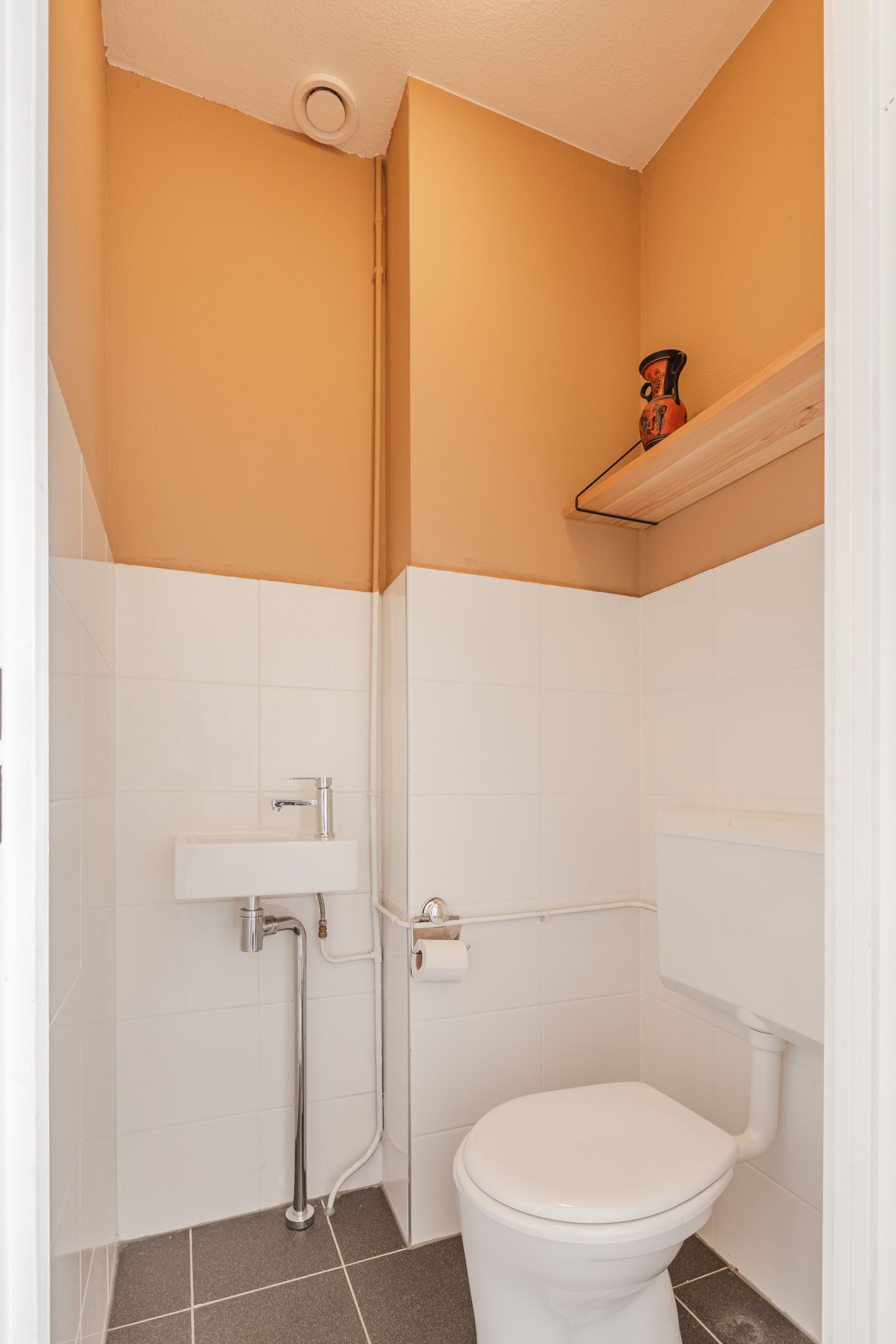 Foto 15 van Zwaluwstraat 11