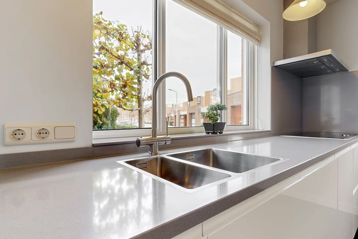 Photo 15 of Forsythiastraat 54